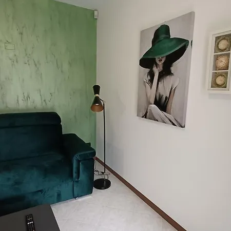 S.g. House *